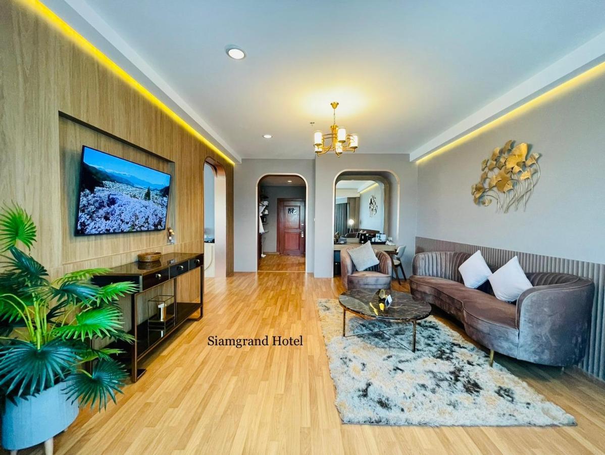Siamgrand Hotel Udon Thani Exterior photo